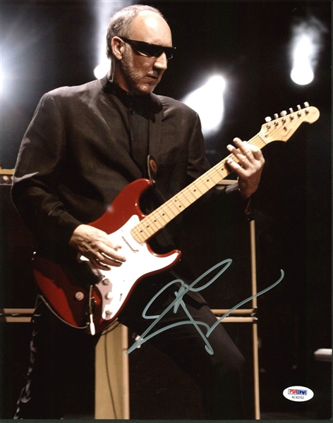 The Who: Pete Townshend Signed 11" x 14" Color Photo (PSA/DNA)