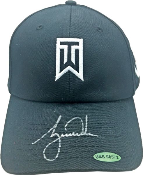 Tiger Woods Signed Personal Model Golf Hat (Upper Deck)