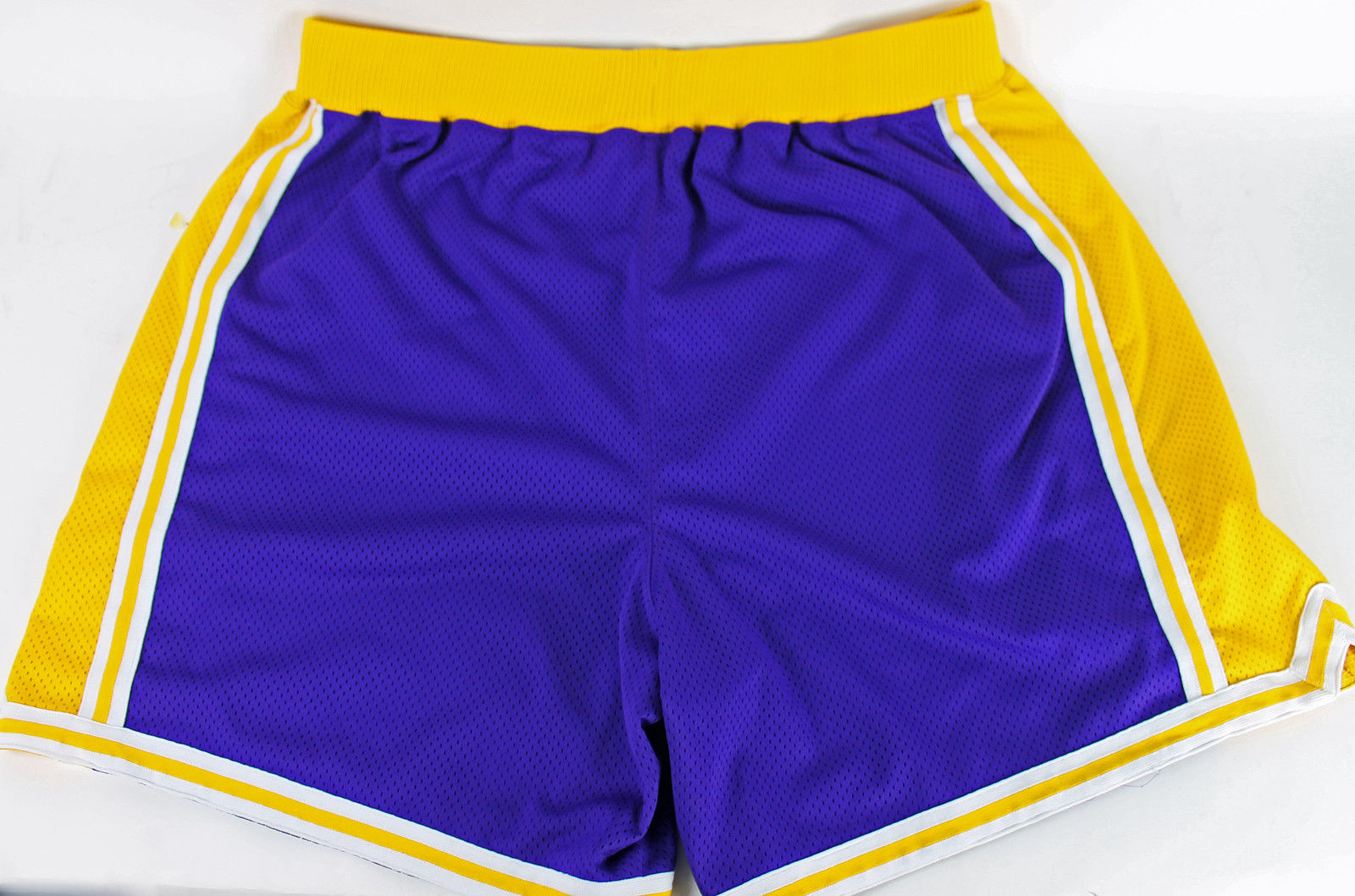 Lot Detail - 1997-98 Shaquille O'Neal Los Angeles Lakers Game Worn Road  Uniform (MEARS LOA)