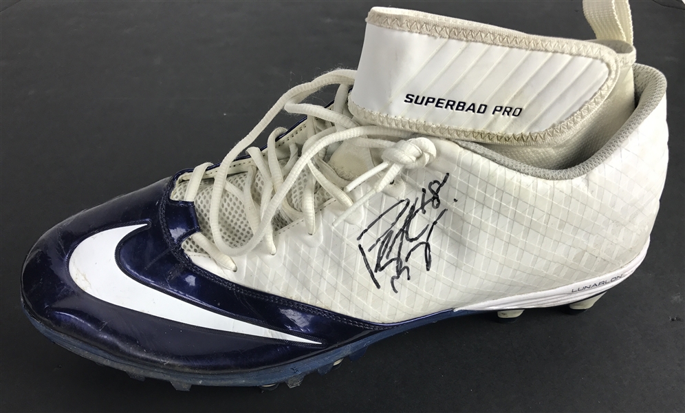 Peyton Manning Signed Nike Lunarlon Game Used Football Cleat (Other Player Usage)(PSA/DNA)