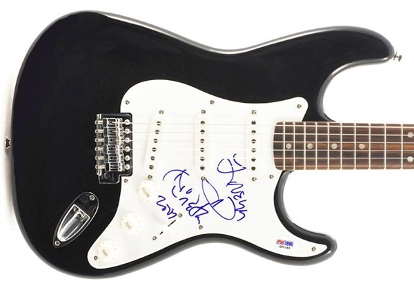 Aretha Franklin Signed Stratocaster Style Guitar (PSA/DNA)