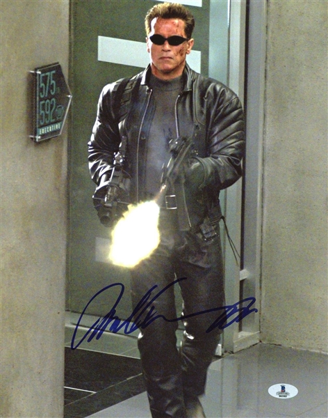 Arnold Schwarzenegger Signed 11" x 14" Terminator Photo (BAS/Beckett)