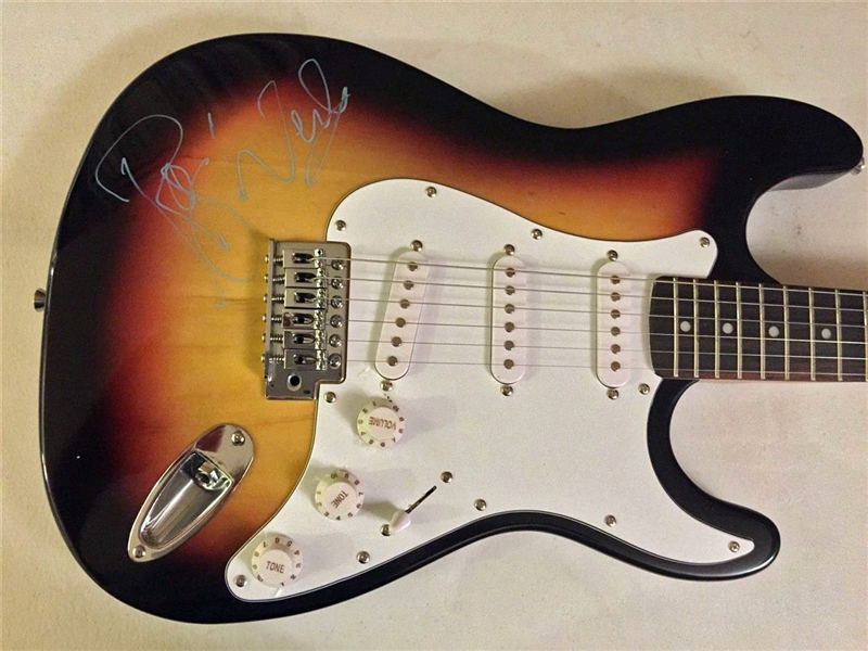 Pink Floyd: Roger Waters Signed Electric Guitar (Beckett/BAS Guaranteed)