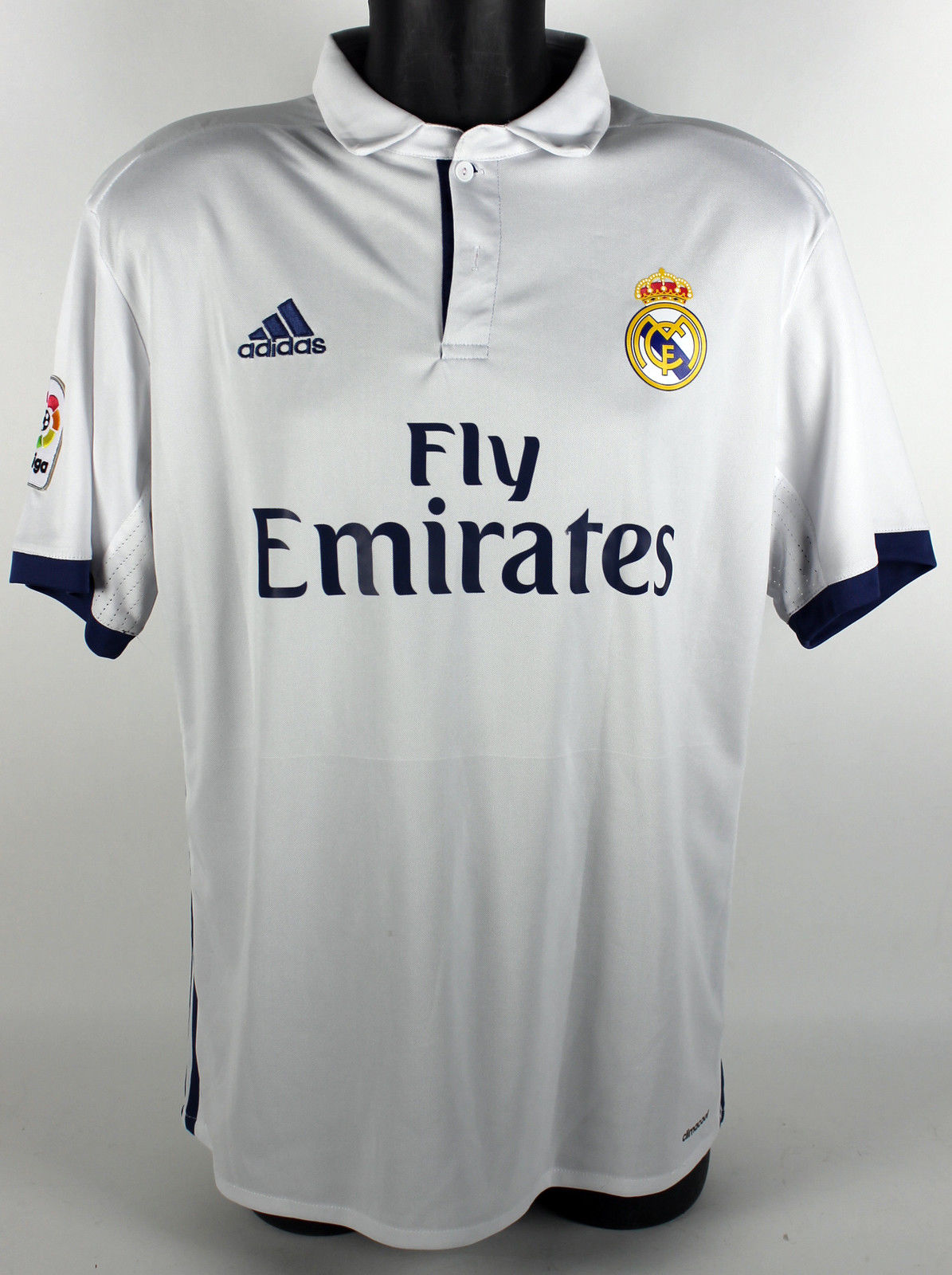 Lot Detail - Cristiano Ronaldo Signed Adidas Madrid Jersey (PSA/DNA)