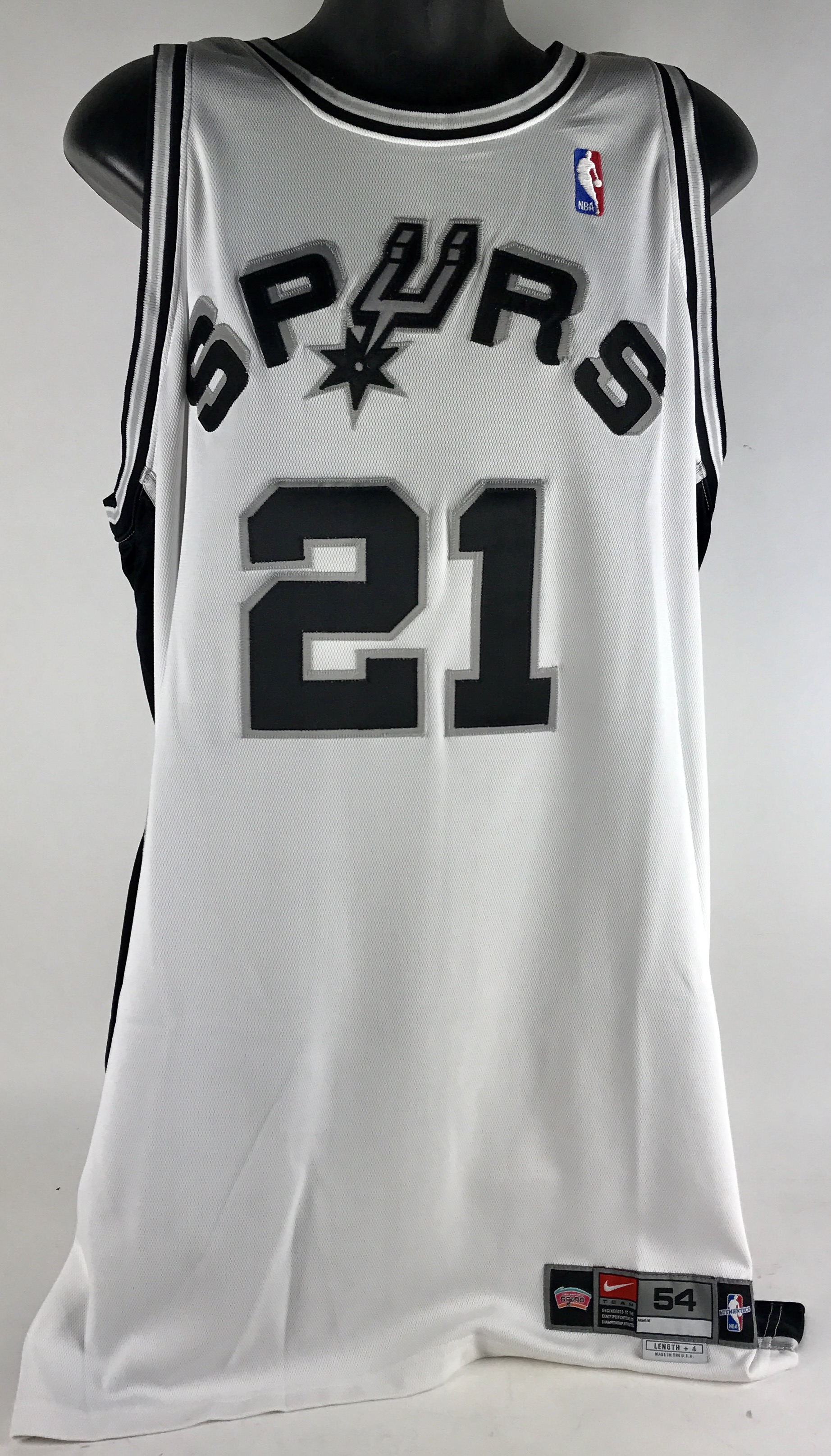 Lot Detail - 2000-01 Tim Duncan Game Used San Antonio Spurs Home Jersey (Grey Flannel)