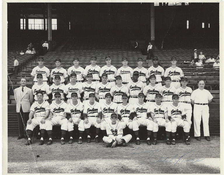 Satchel Paige Signed 8" x 10" Original Vintage Cleveland Indians Photograph (PSA/DNA)