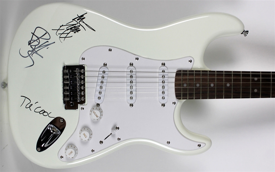 Green Day Signed Fender Squier Stratocaster Guitar (Beckett/BAS)
