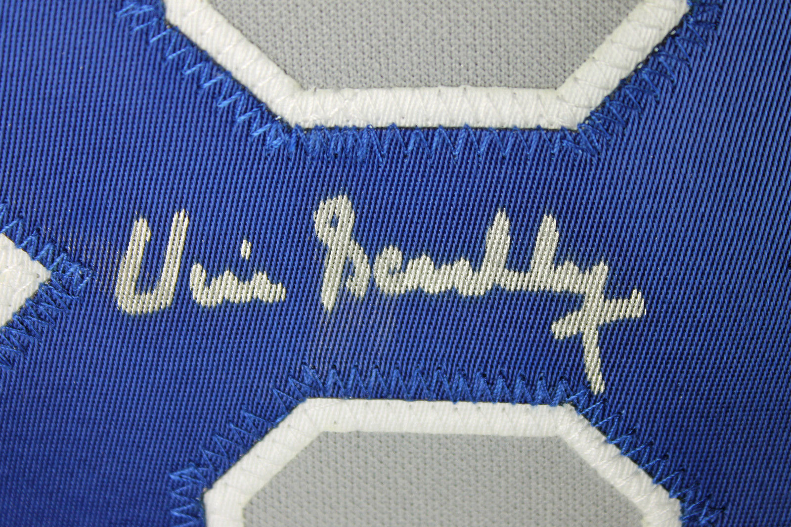 Lot Detail - Vin Scully Signed Majestic Los Angeles Dodgers #88