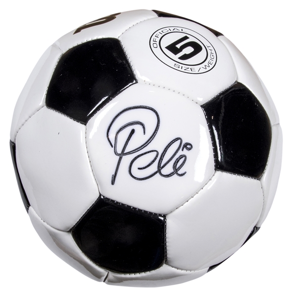 Pele Signed Franklin Soccer Ball (BAS/Beckett)