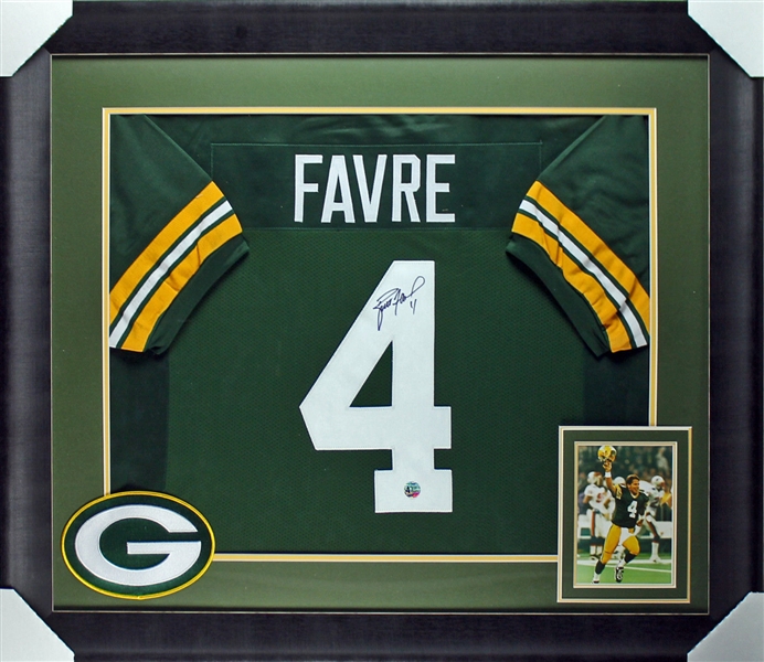 Brett Favre Signed Packers Jersey in Custom Framed Display (Favre Holo)