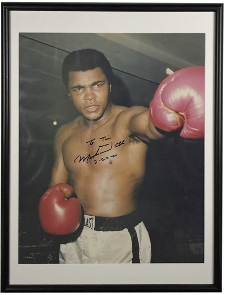 Muhammad Ali Signed & Framed 16" x 20" Color Photograph (Beckett/BAS Guaranteed)