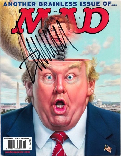 President Donald Trump Signed August 2016 Mad Magazine (Beckett/BAS Guaranteed)