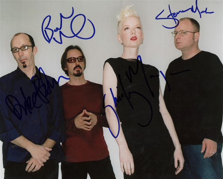 Garbage Group Signed 8" x 10" Photograph w/ 4 Signatures (Beckett/BAS Guaranteed)
