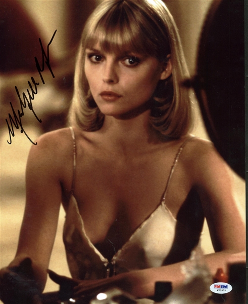Michelle Pfeiffer Signed 11" x 14" Scarface Photograph (PSA/DNA)