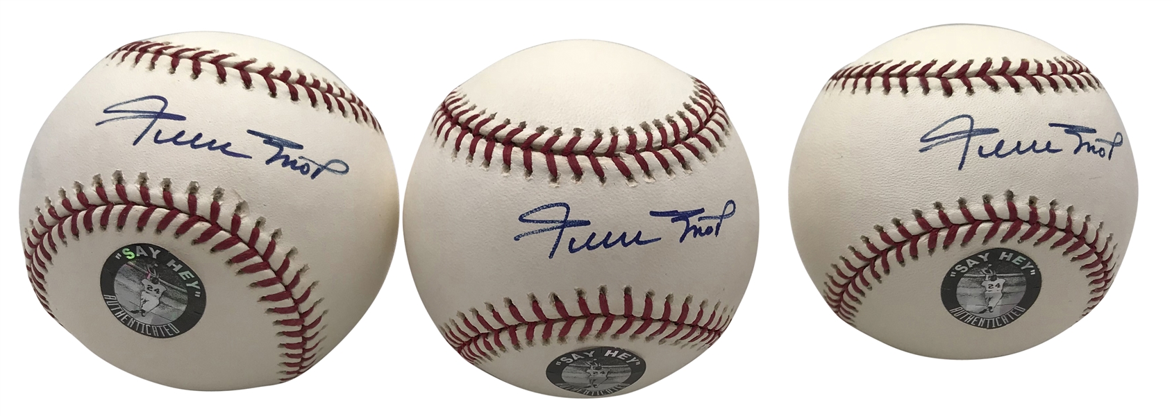 Lot of Three (3) Willie Mays Near-Mint Signed OML Baseballs (PSA/DNA)