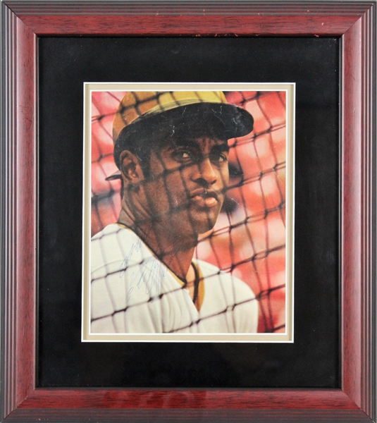 Roberto Clemente Stunning Signed 8" x 11" Color Pittsburgh Pirates Framed Magazine Photograph (JSA)
