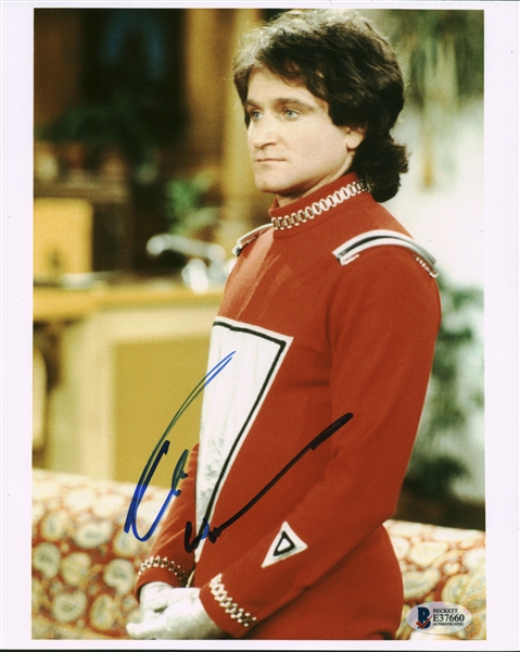 Robin Williams Signed 8" x 10" Color "Mork" Photograph (Beckett/BAS)