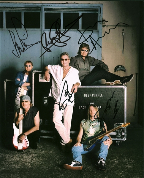 Deep Purple Signed 8" x 10" Photograph w/ 5 Signatures! (Beckett/BAS Guaranteed)