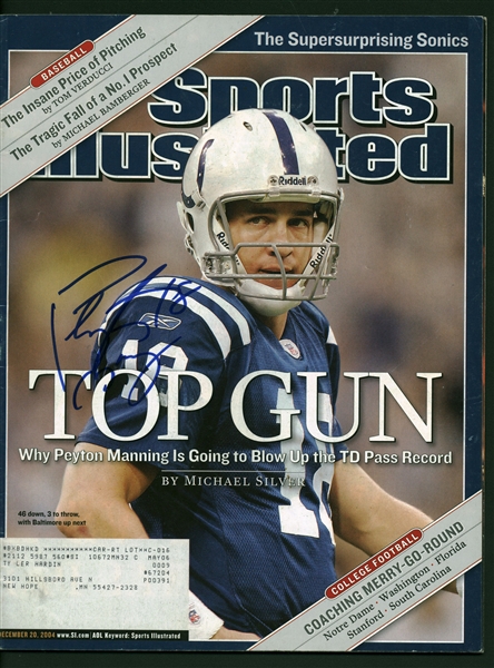 Peyton Manning Signed 2004 Sports Illustrated Magazine (Beckett/BAS Guaranteed)