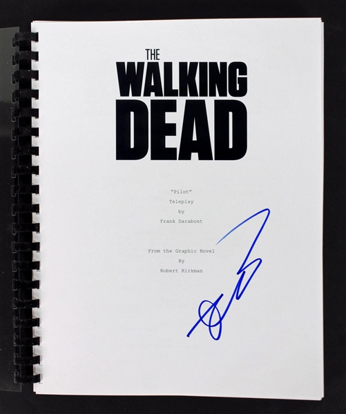 Robert Kirkman (Creator) Signed "The Walking Dead" Pilot Episode Script (BAS/Beckett)