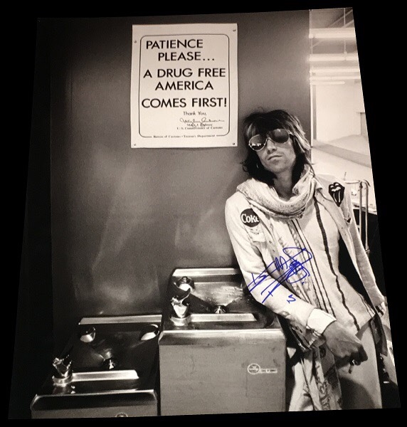 Keith Richards Rare Signed 16" x 20" Oversized Photograph (BAS/Beckett Guaranteed)