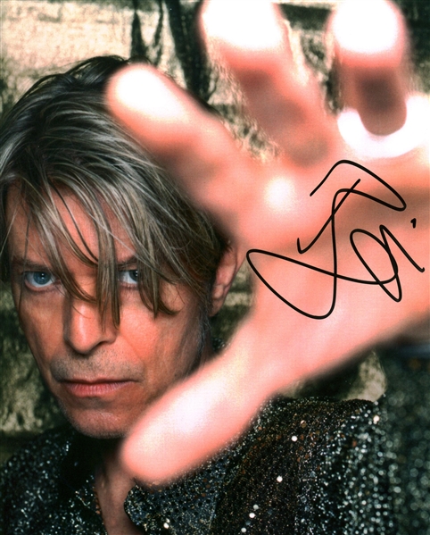 David Bowie Near-Mint Signed 8" x 10" Color Photograph (Beckett/BAS Guaranteed)