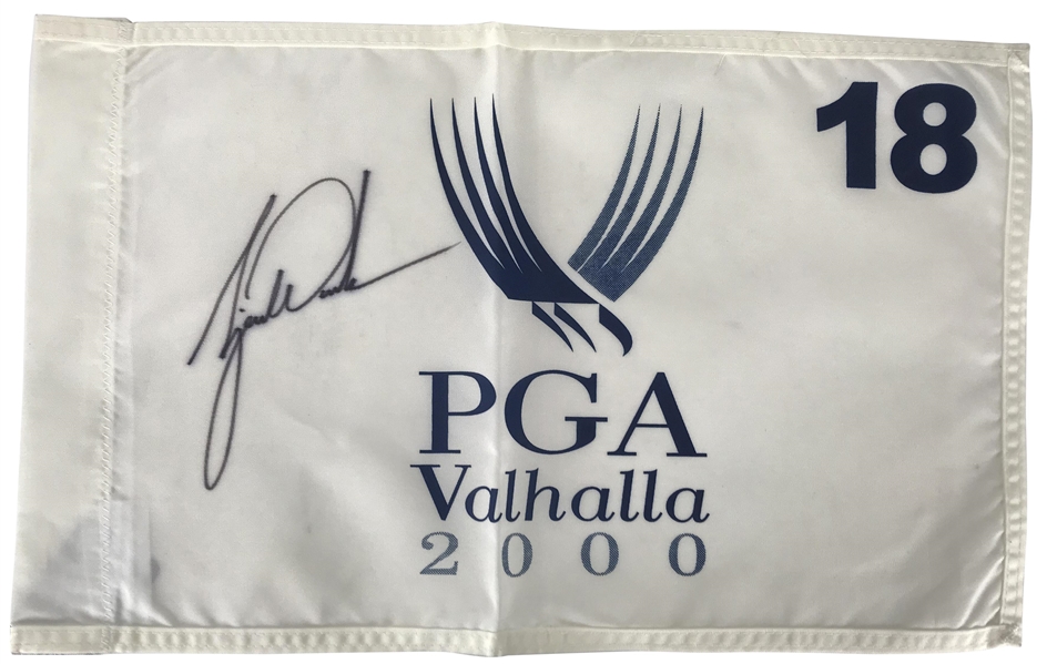 Tiger Woods Signed 2000 PGA Championship Valhalla Flown Golf Flag (Grey Flannel & Beckett/BAS Guaranteed)