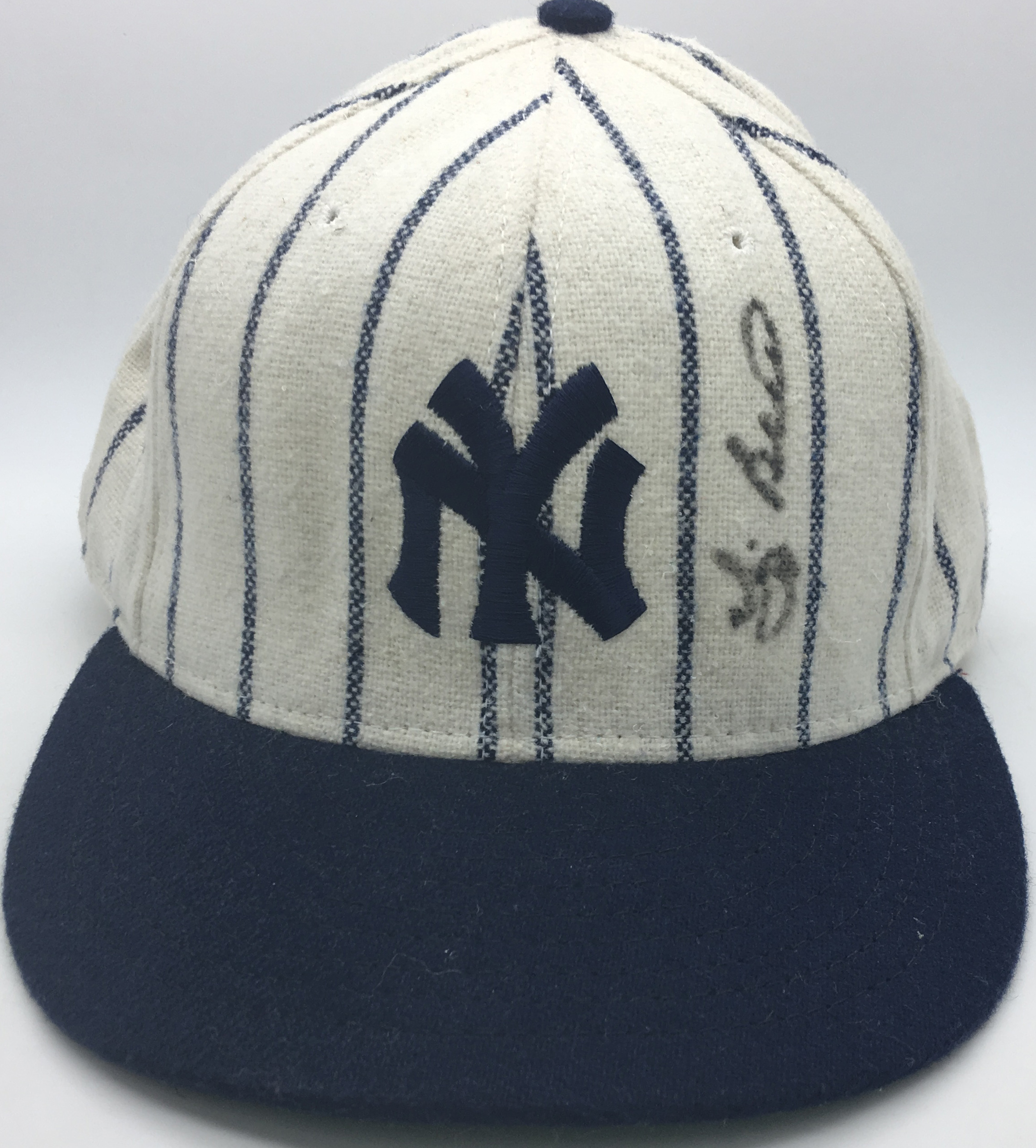 Lot Detail - Yogi Berra Signed Vintage Style Yankees Hat (Beckett)