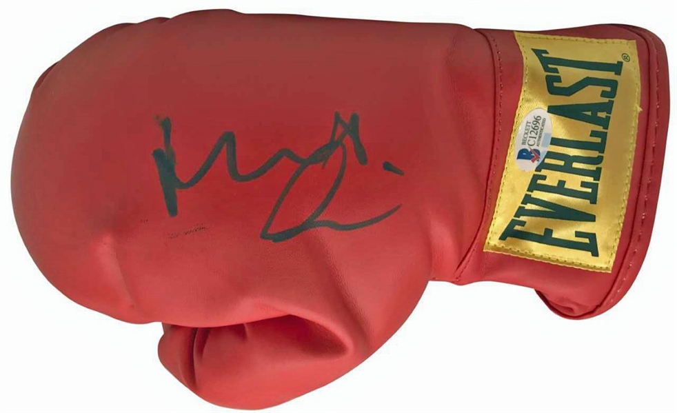 Robert De Niro Signed Everlast Boxing Glove (Beckett/BAS)