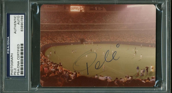 Pele Vintage Signed 3" x 5" Original Soccer Photograph (PSA/DNA Encapsulated)