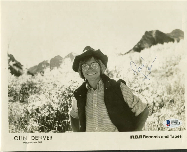 John Denver Signed 8" x 10" RCA Records Promotional Photograph (Beckett/BAS)