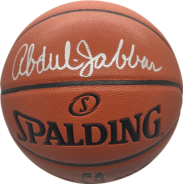 Kareem Abdul Jabbar Near-Mint Signed NBA Basketball (PSA/DNA)