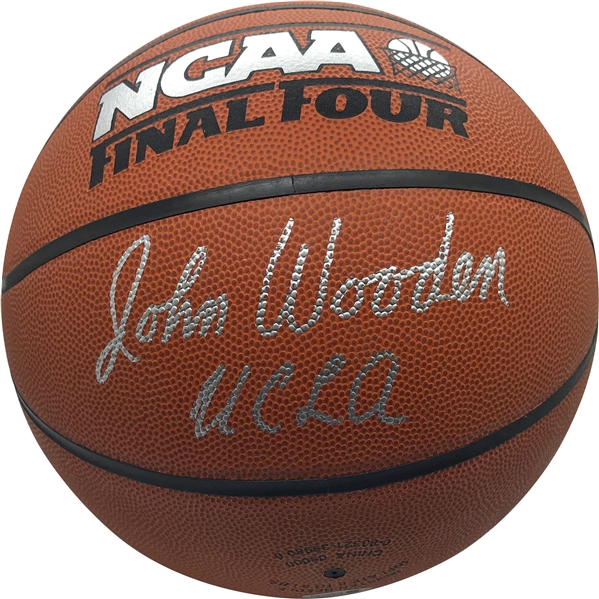 John Wooden Near-Mint Signed NCAA Final Four Basketball (Beckett/BAS)