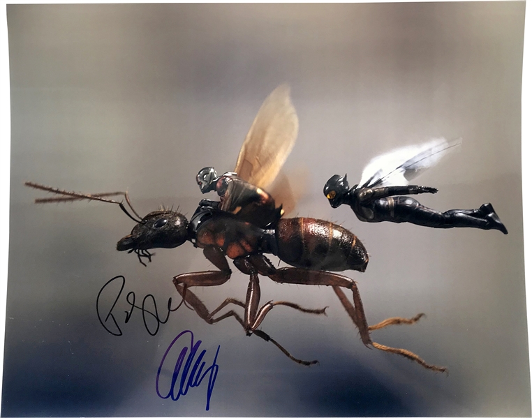 Ant-Man & the Wasp: Paul Rudd & Evangeline Lilly Signed 16" x 20" Metallic Photograph (Beckett/BAS Guaranteed)