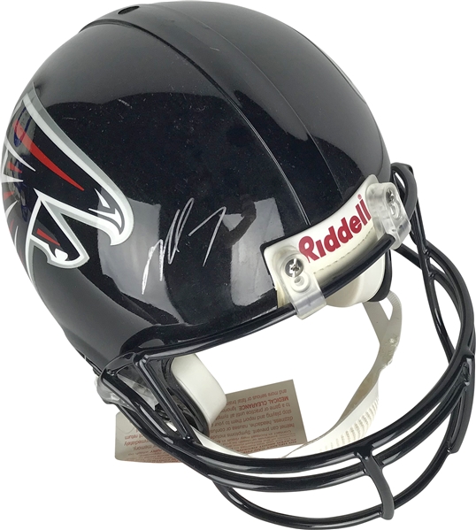 Michael Vick Signed PROLINE Atlanta Falcons Helmet (Beckett/BAS Guaranteed)