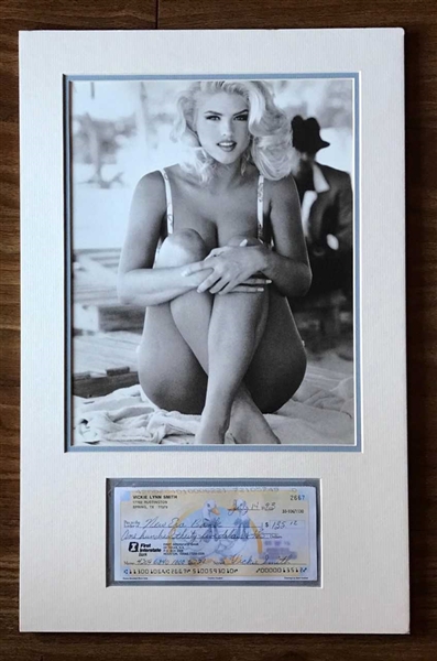Anna Nicole Smith Signed Check Display with Early "Vickie Smith" Signature (1993)(BAS/Beckett Guaranteed)