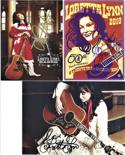 Loretta Lynn: Lot of Five (5) Signed Postcards (Beckett/BAS Guaranteed)