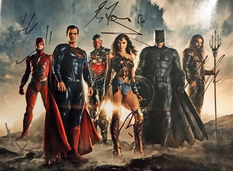 The Justice League Cast Signed 16" x 20" Color Photo w/Gadot, Affleck, Momoa, etc. (Beckett/BAS)