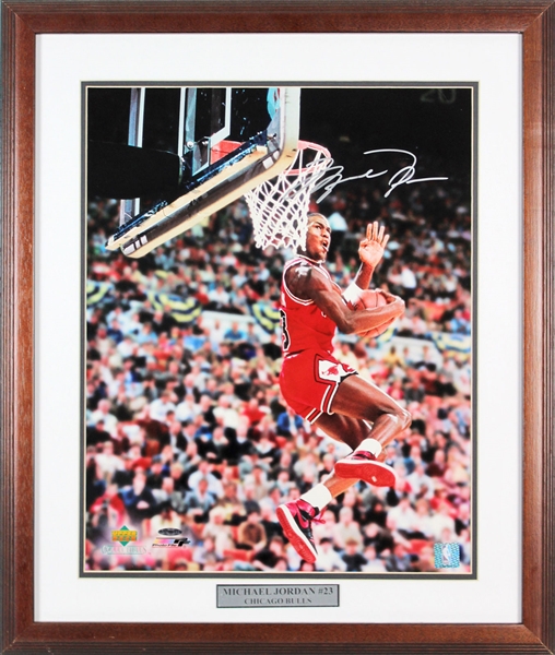 Michael Jordan Signed & Framed 16" x 20" Photograph (UDA & Beckett/BAS)
