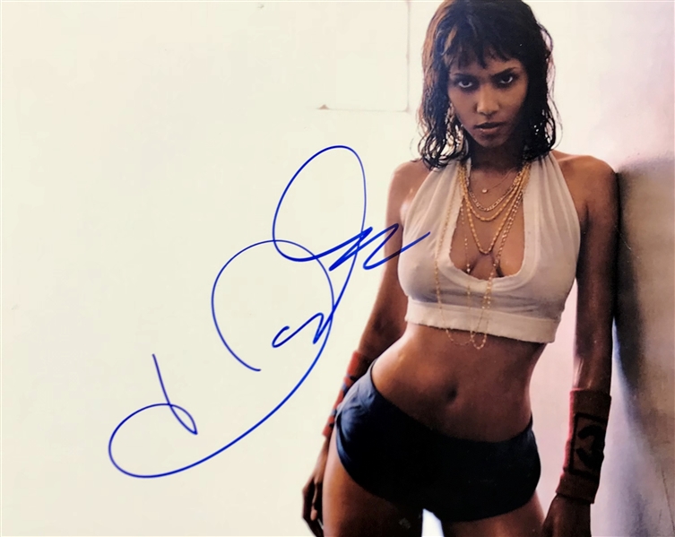 Halle Berry In-Person Signed 8" x 10" Color Photo (Beckett/BAS Guaranteed)