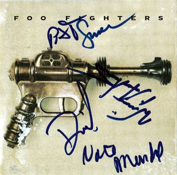 Foo Fighters Group Signed Self Titled Debut CD Cover w/ 4 Signatures! (Beckett/BAS Guaranteed)