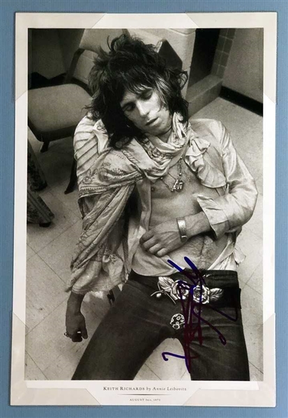 Keith Richards Signed 9" x 13" Annie Leibovitz Photograph (BAS/Beckett Guaranteed)