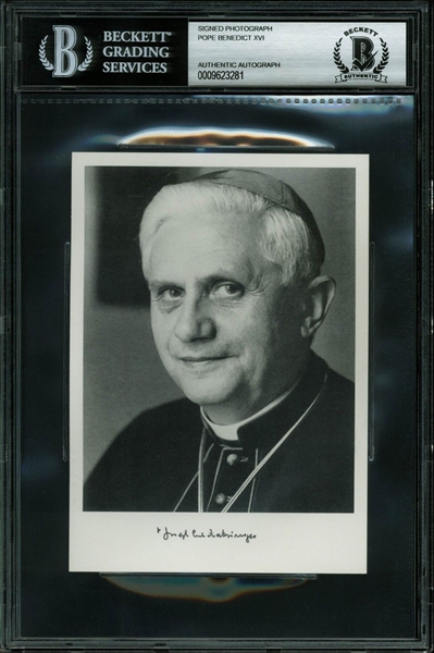 Pope Benedict XVI (Joseph Ratzinger) RARE 4" x 6" B&W Portrait Photo (BAS/Beckett Encapsulated)