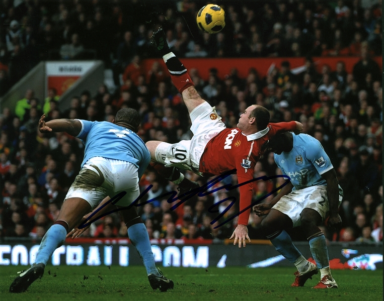 Wayne Rooney Signed 8" x 10" Photograph (Beckett/BAS Guaranteed)