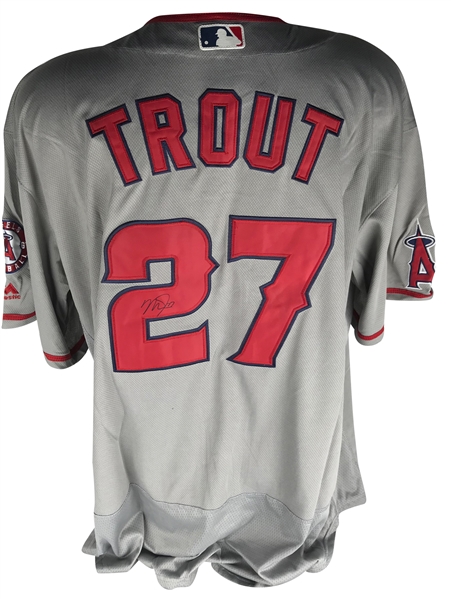 Mike Trout Signed Los Angeles Angels Jersey (Beckett/BAS Guaranteed)