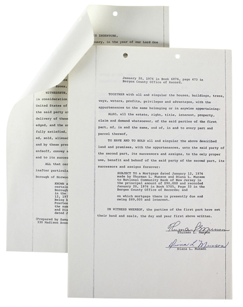 Thurman Munson Signed 1977 Yankees Home Sale Document (Beckett/BAS)