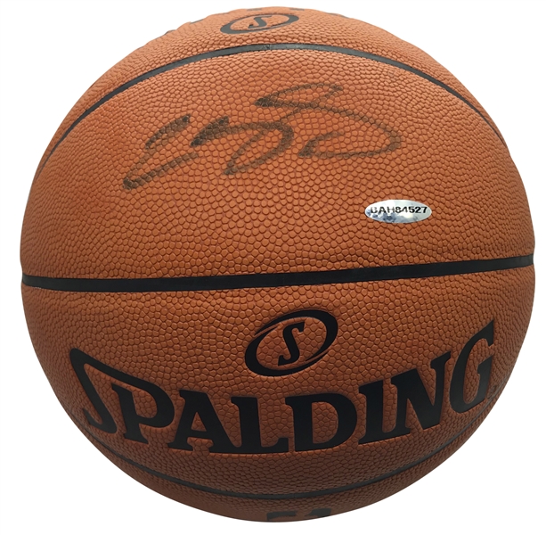 LeBron James Signed NBA Spalding Basketball (Upper Deck)