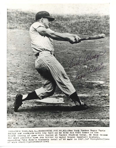 Roger Maris Near-Mint Signed 8" x 10" 61st Home Run Photograph (JSA)