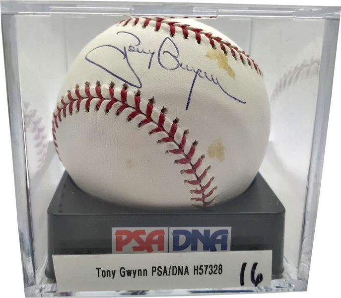 Tony Gwynn Signed OML Baseball - PSA/DNA GEM MINT 10!