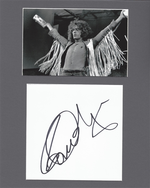 Roger Daltrey Signed Album Page in Matted Display (Beckett/BAS Guaranteed)